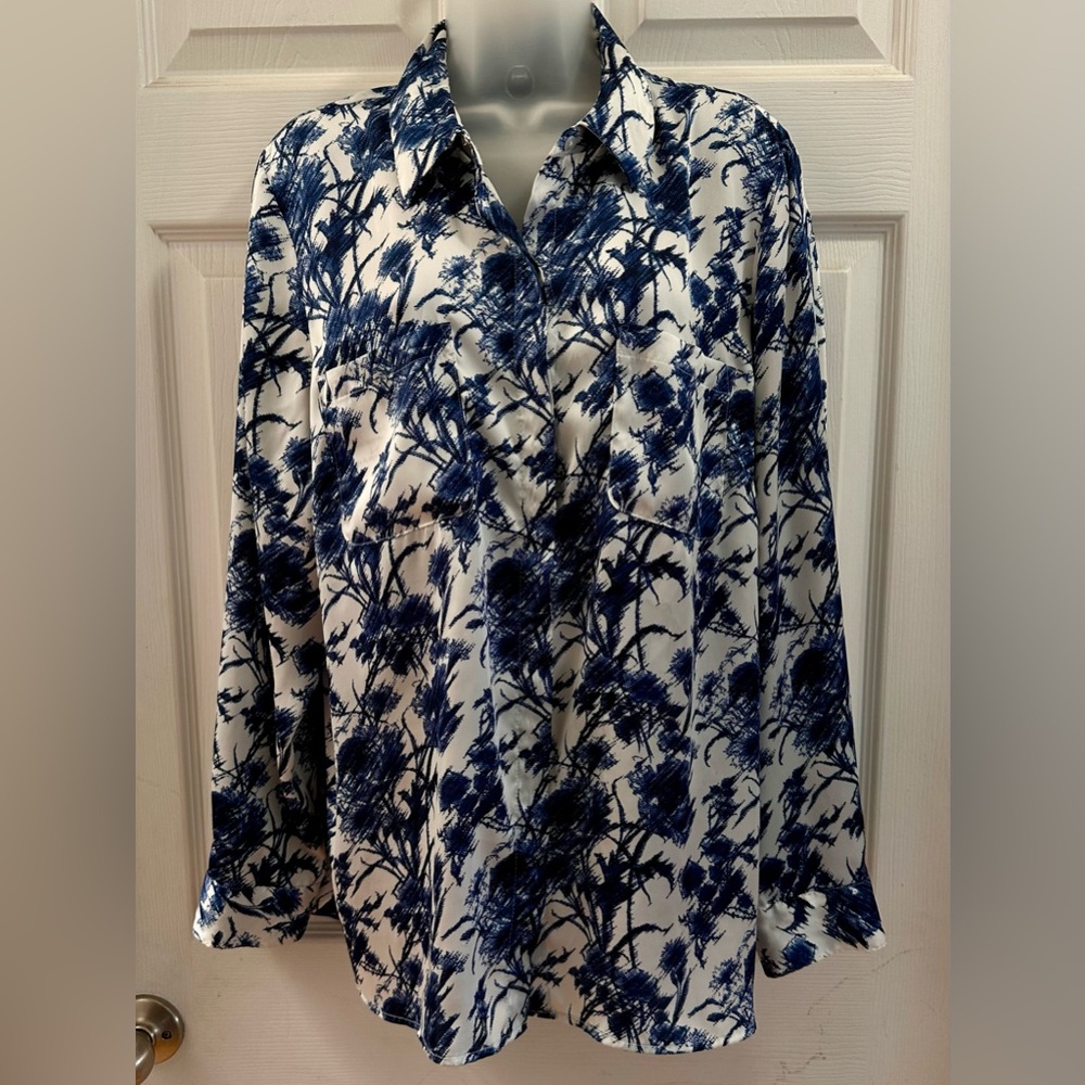 Lovely & Light Weight INC Shimmery Blue Print Button-Front Blouse Sz XL